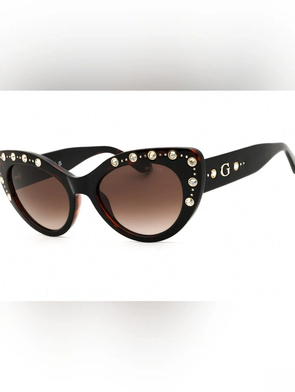 NWT GU00163 Cat eye with rhinestones. Includes case. Size 54